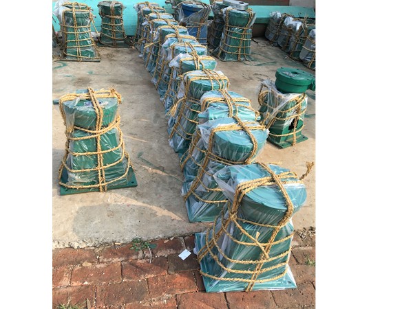 QL型手搖式螺桿啟閉機(jī) QL型手搖式螺桿啟閉機(jī)